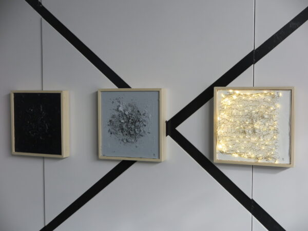 Black, gray and light - Afbeelding 2