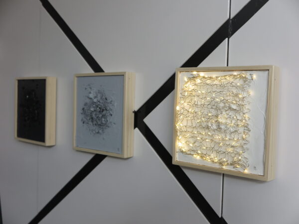 Black, gray and light - Afbeelding 8